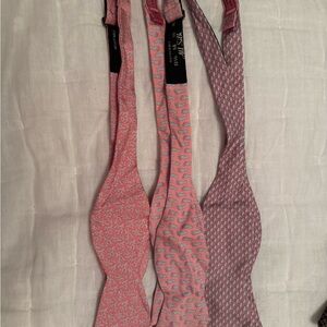 Vineyard Vines Pink printed Bow Tie Trio